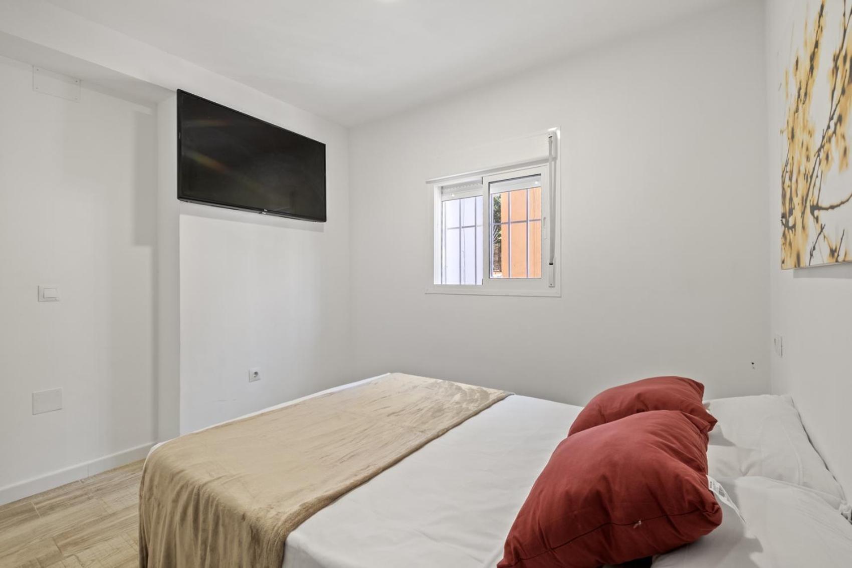 Apartamento En La Playa Con Terraza Málaga Eksteriør bilde